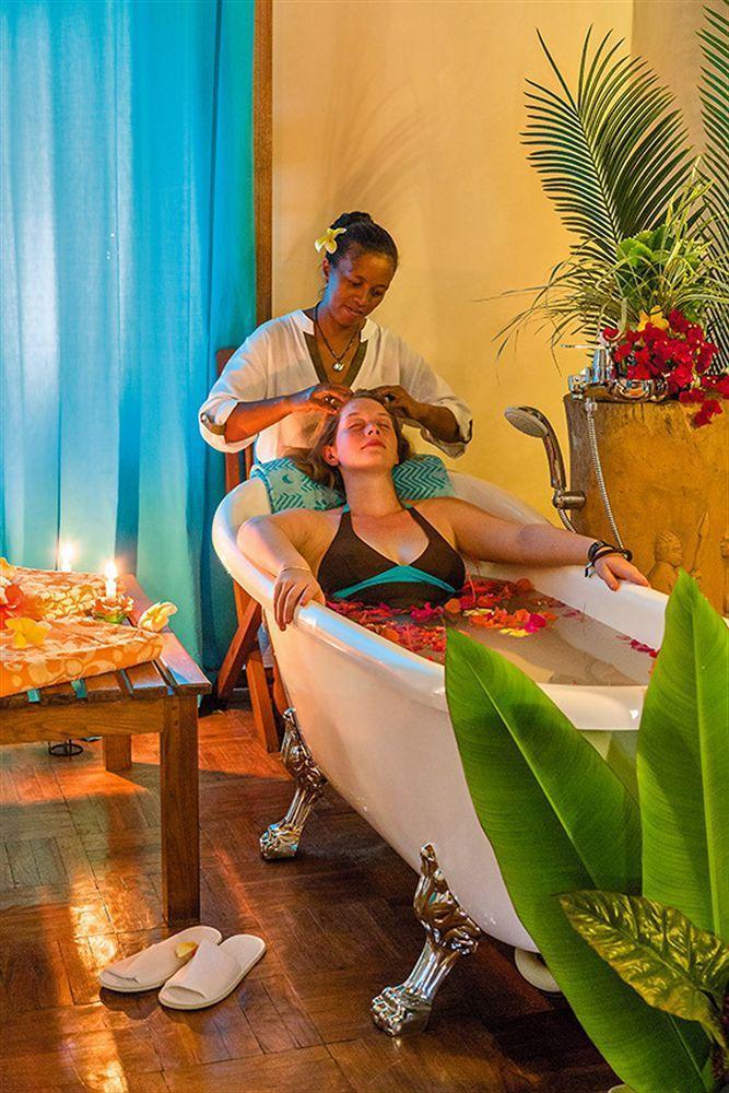 Nosy Be Hotel & Spa Ambaro エクステリア 写真