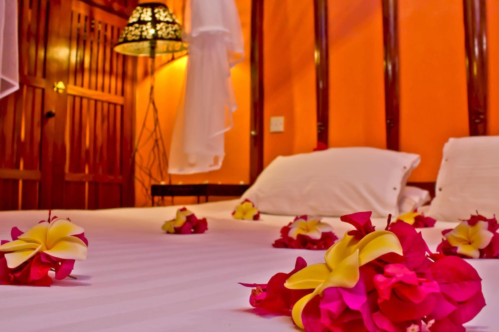 Nosy Be Hotel & Spa Ambaro エクステリア 写真