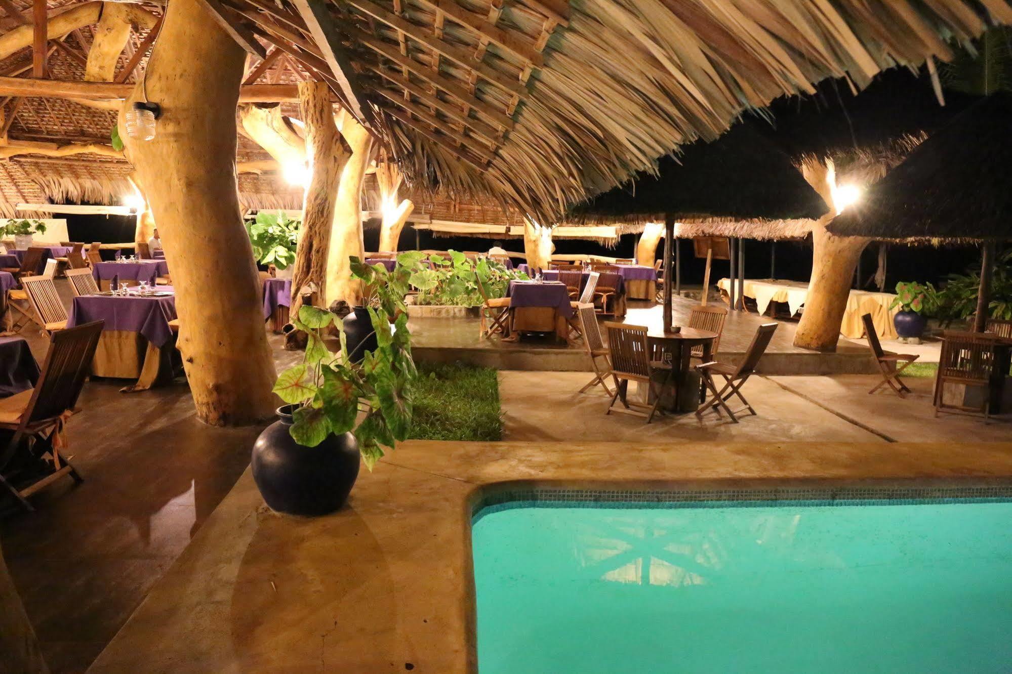 Nosy Be Hotel & Spa Ambaro エクステリア 写真